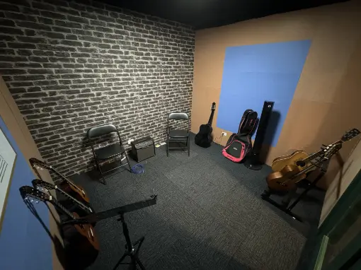 Clyde Guitar Studio